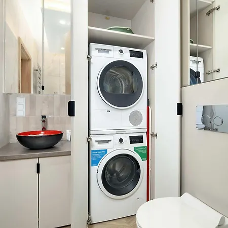 Modern With Terrace In Center By Renters Apartment Poznan